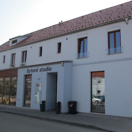 Třeboň 阿德米拉尔旅馆酒店 外观 照片
